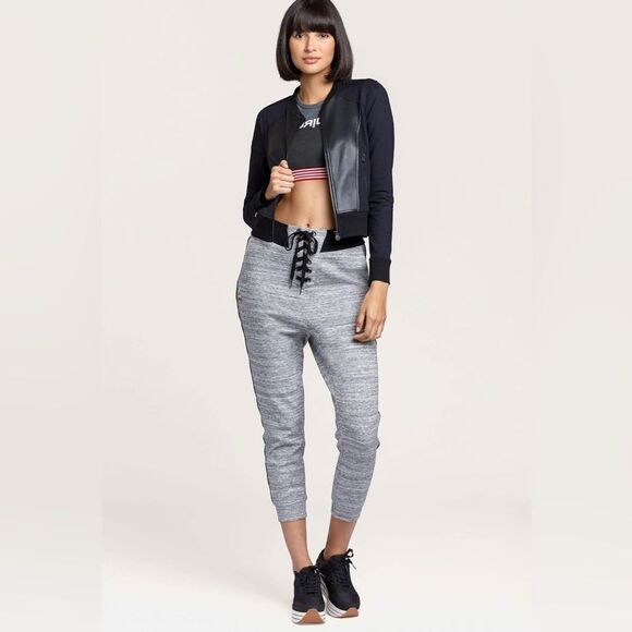 Unbridled Black short, bomber jacket, black, long sleeves size small - Picture 3 of 12